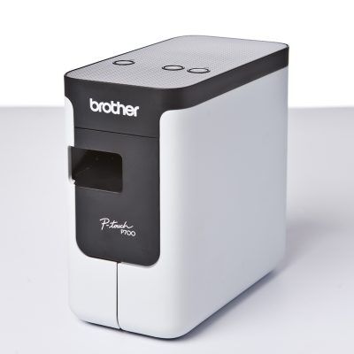מדפסת מדבקות ניידת ברדר Brother PT-P700 מדפסת מדבקות ניידת ברדר Brother PT-P700